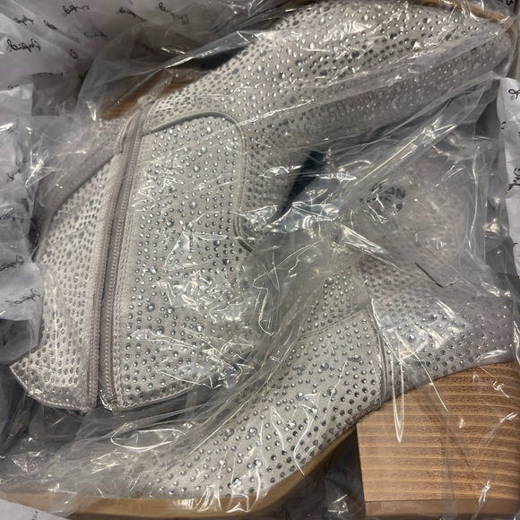 Francesca’s Rhinestone boots - Picture 2 of 4